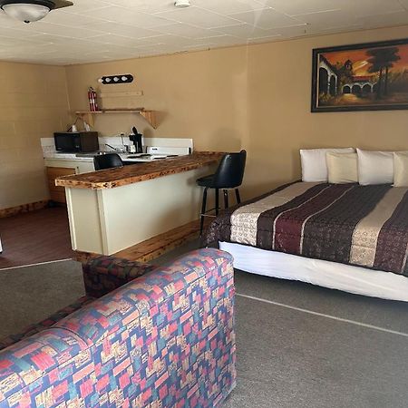 Love Hotels Murdo By Oyo On Interstate 90 Eksteriør bilde